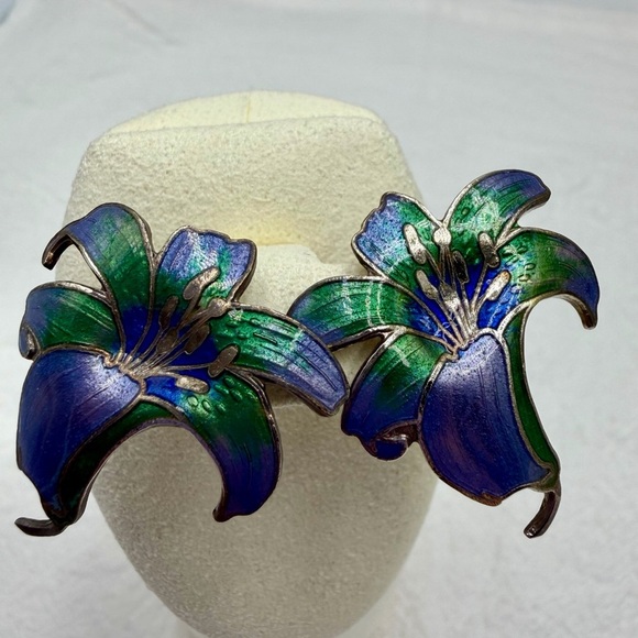 Vintage Cloisonné Blue Lily pierced earrings - Picture 2 of 3